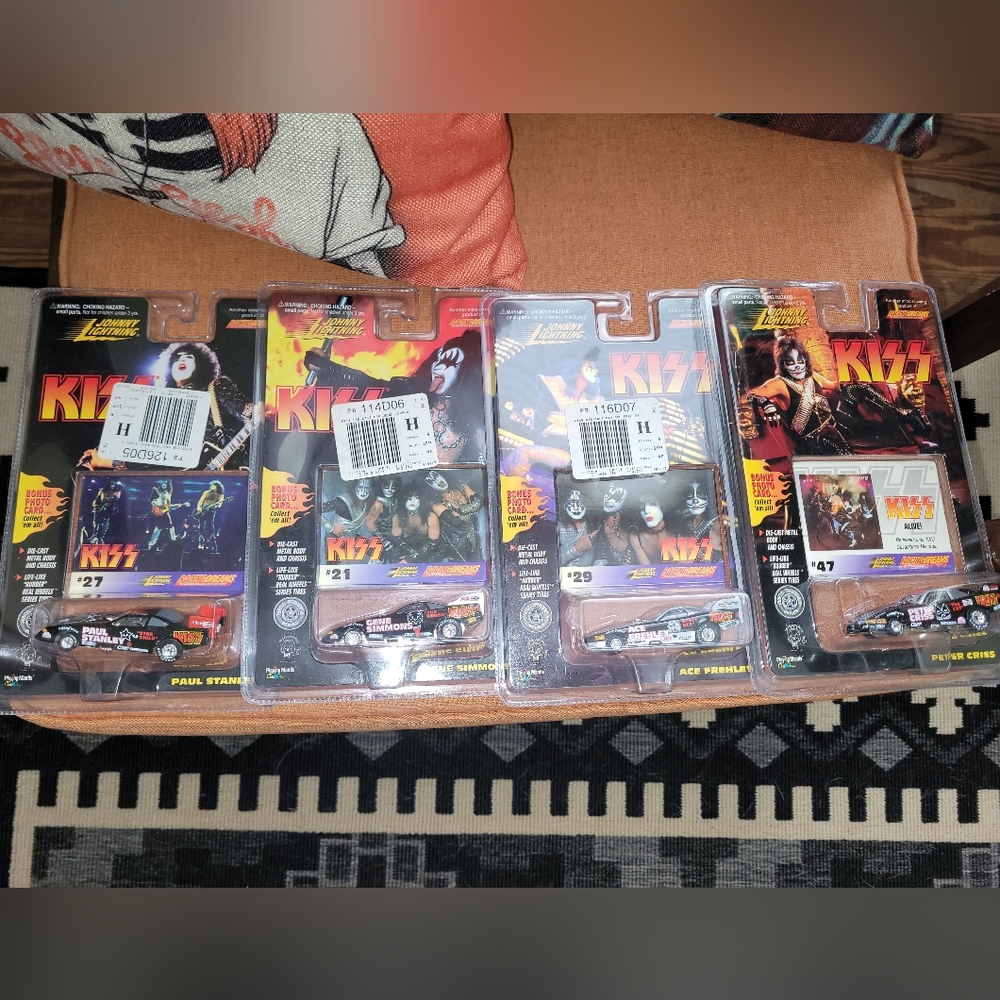 Vintage Kiss Die-Cast Collectible Car Set – Black & Red Packaging